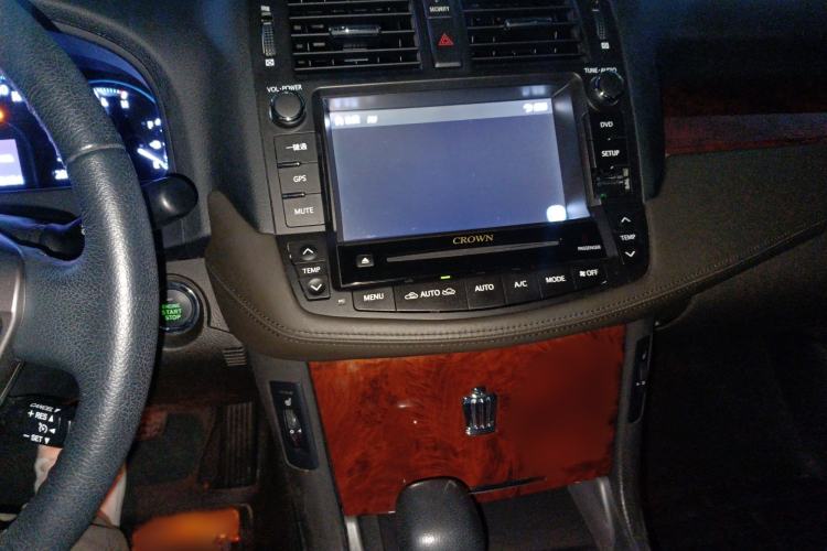Used Toyota Crown 2012 2.5L Royal Leather Edition Audio And AC Panel