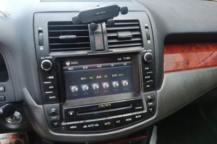 Used Toyota Crown 2012 2.5L Royal Navigation Edition Audio And AC Panel