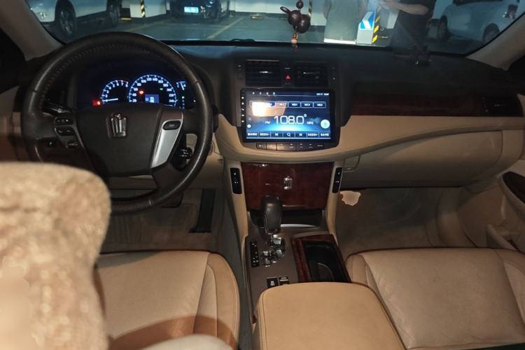 Used Toyota Crown 2012 2.5L Royal Leather Edition Center Console