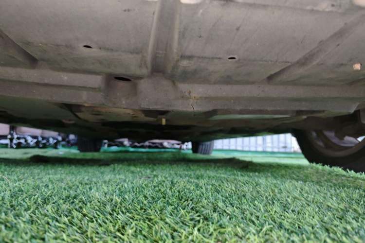 Used Toyota Crown 2012 2.5L Royal Chassis Front