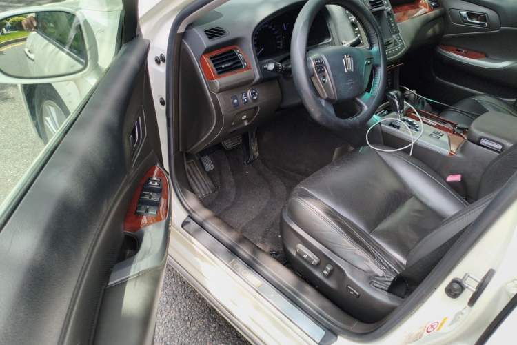 Used Toyota Crown 2012 2.5L Royal Leather Edition Driver Seat
