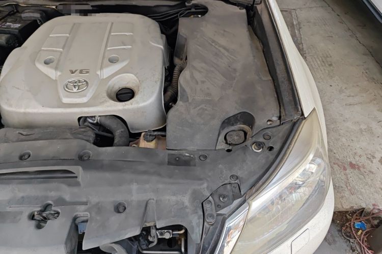 Used Toyota Crown 2012 2.5L Royal Leather Edition Engine Bay Left