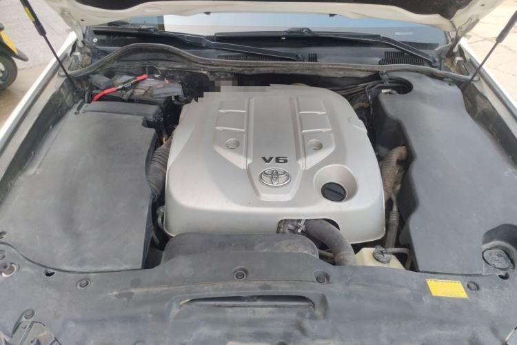 Used Toyota Crown 2012 2.5L Royal Navigation Edition Engine Bay