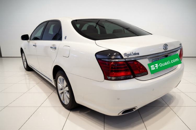 Used Toyota Crown 2012 2.5L Royal Leather Edition Exterior 3