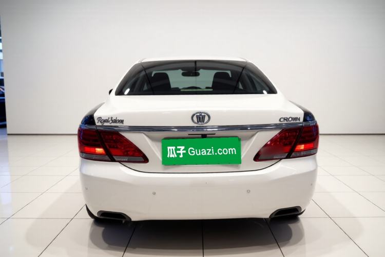 Used Toyota Crown 2012 2.5L Royal Leather Edition Exterior 4