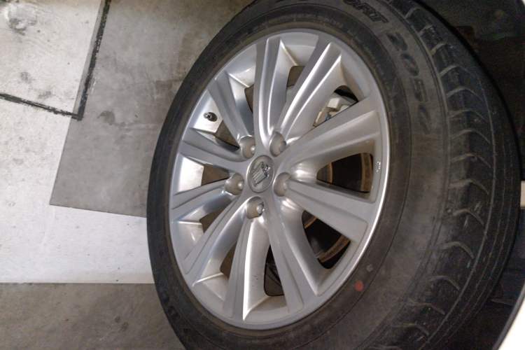 Used Toyota Crown 2012 2.5L Royal Leather Edition Exterior 7