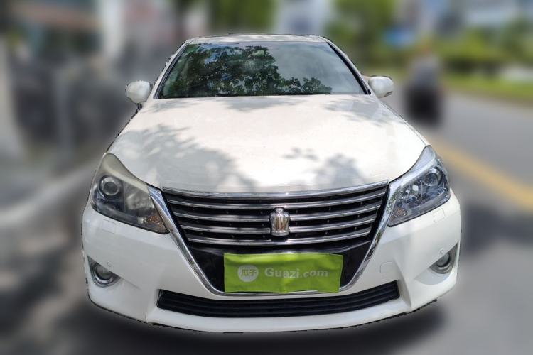 Used Toyota Crown 2012 2.5L Royal Leather Edition Front