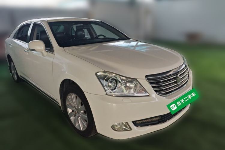 Used Toyota Crown 2012 2.5L Royal Front Right 45 Deg