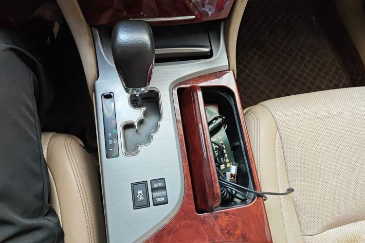 Used Toyota Crown 2012 2.5L Royal Leather Edition Gear Lever