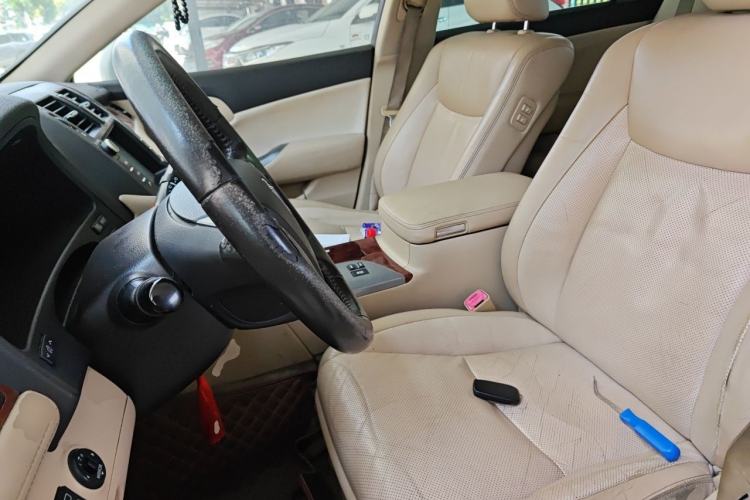 Used Toyota Crown 2012 2.5L Royal Leather Edition Left Front Seat
