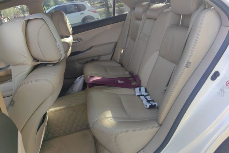 Used Toyota Crown 2012 2.5L Royal Leather Edition Left Rear Seat