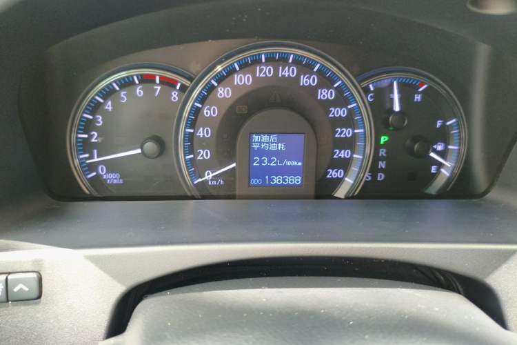 Used Toyota Crown 2012 2.5L Royal Leather Edition Odometer Close Up