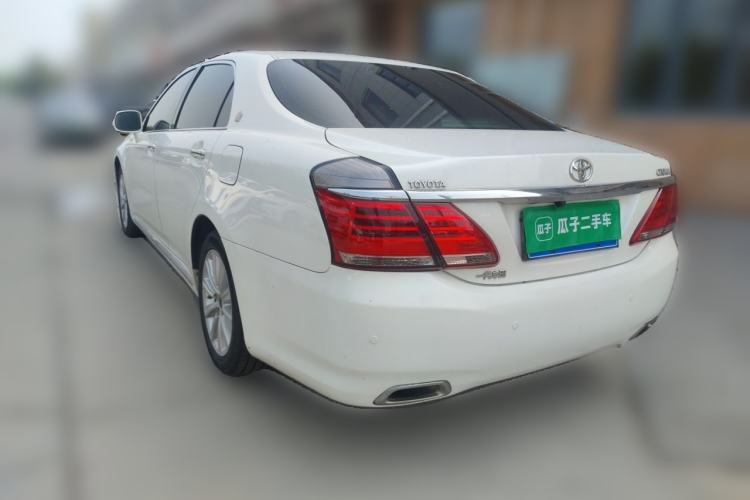 Used Toyota Crown 2012 2.5L Royal Navigation Edition Rear Left 45 Deg