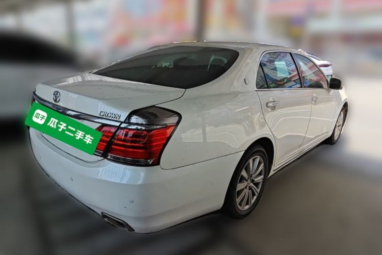Used Toyota Crown 2012 2.5L Royal Leather Edition Rear Right 45 Deg