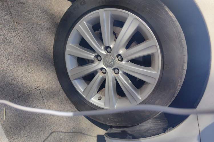 Used Toyota Crown 2012 2.5L Royal Leather Edition Right Front Wheel Hub
