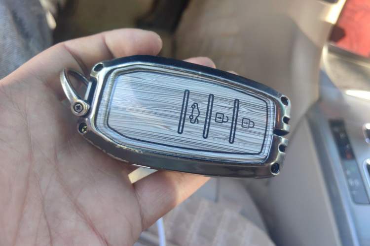 Used Toyota Crown 2012 2.5L Royal Leather Edition Vehicle Key