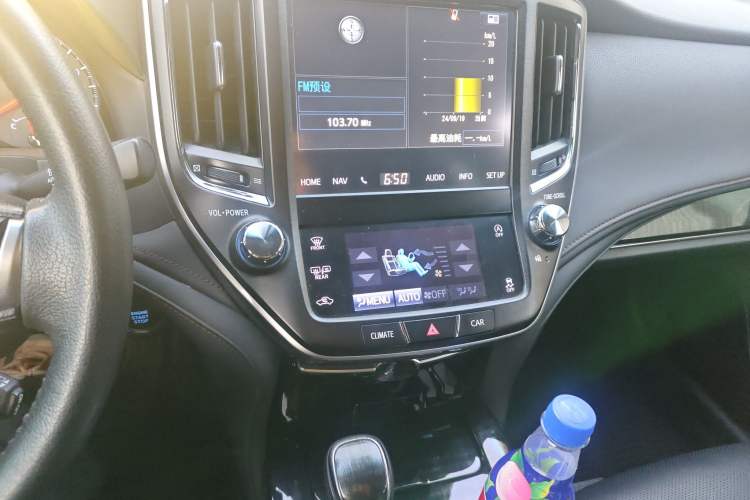 Used Toyota Crown 2015 2.0T Premium Edition Audio And AC Panel