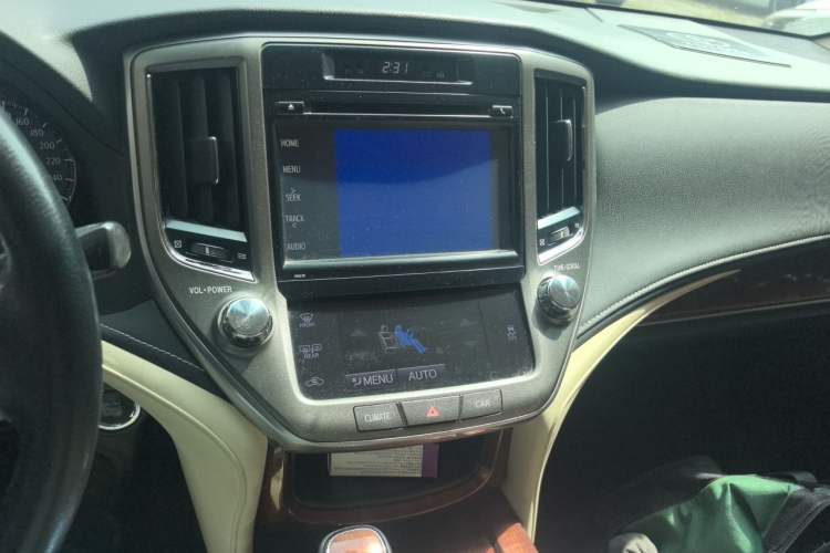Used Toyota Crown 2015 2.5L Smart Edition Audio And AC Panel