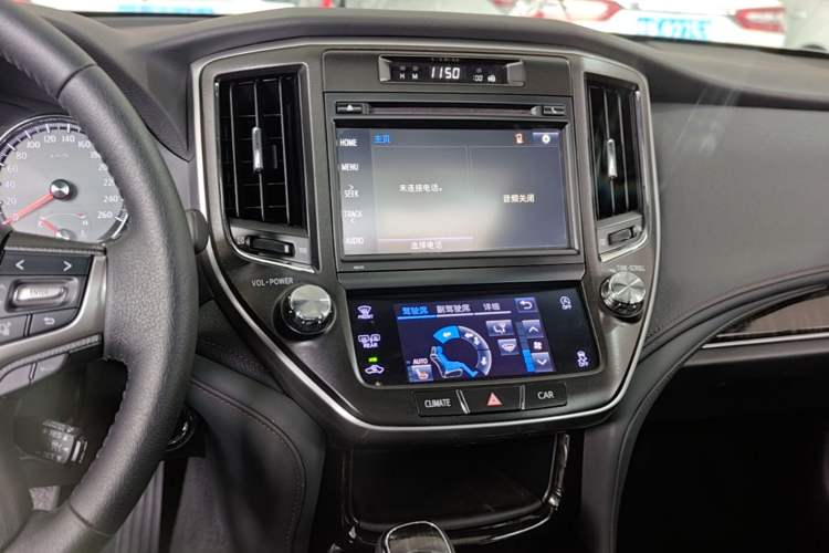 Used Toyota Crown 2015 2.0T Fashion Edition Audio And AC Panel