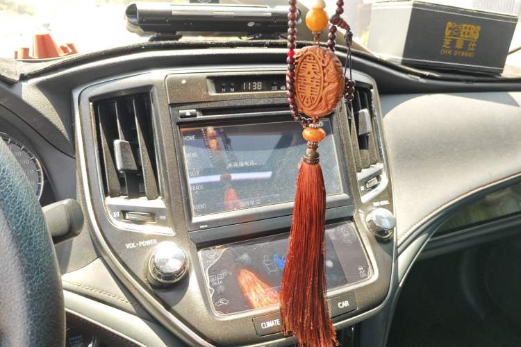 Used Toyota Crown 2015 2.0T Fashion Edition Audio And AC Panel