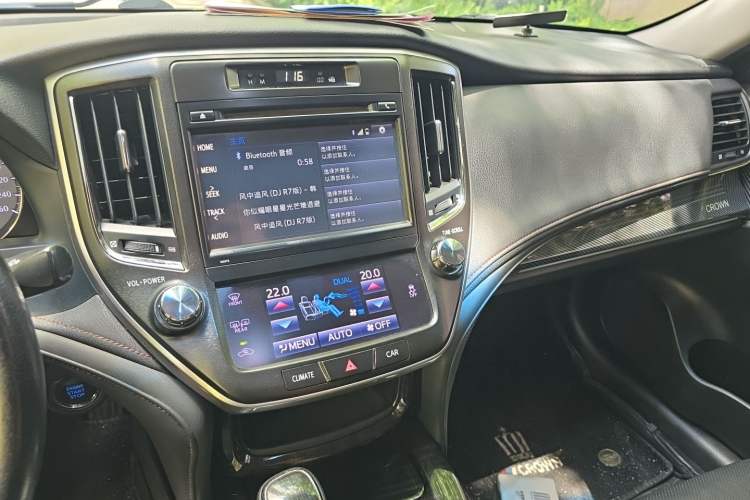Used Toyota Crown 2015 2.5L Smart Edition Audio And AC Panel