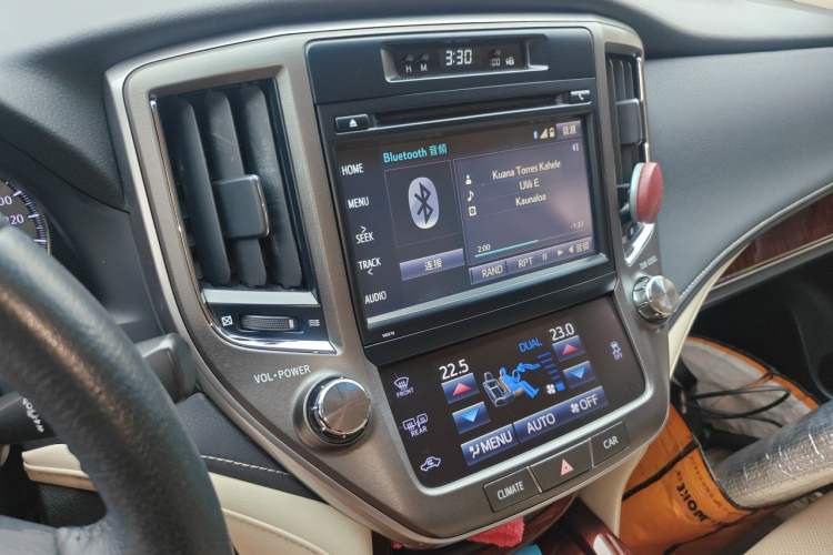 Used Toyota Crown 2015 2.5L Smart Edition Audio And AC Panel
