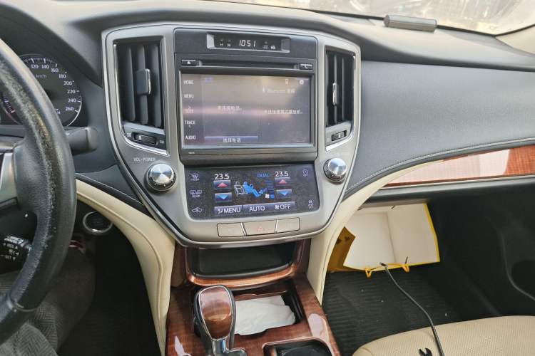 Used Toyota Crown 2015 2.0T Fashion Edition Audio And AC Panel
