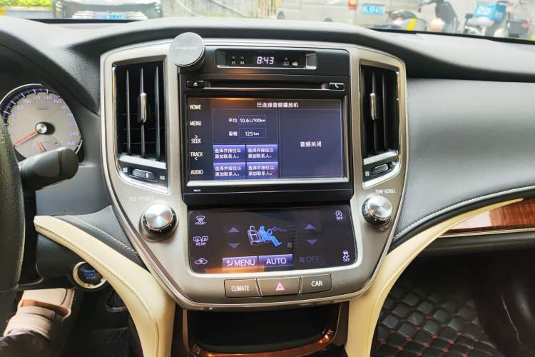 Used Toyota Crown 2015 2.0T Fashion Edition Audio And AC Panel