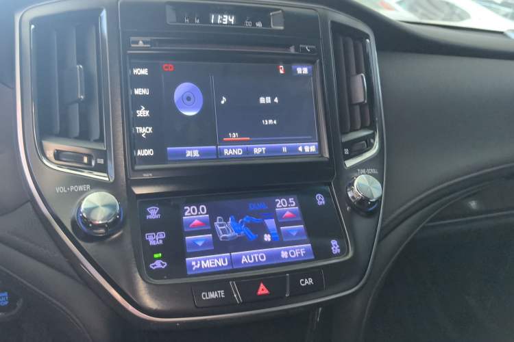 Used Toyota Crown 2015 2.0T Fashion Edition Audio And AC Panel