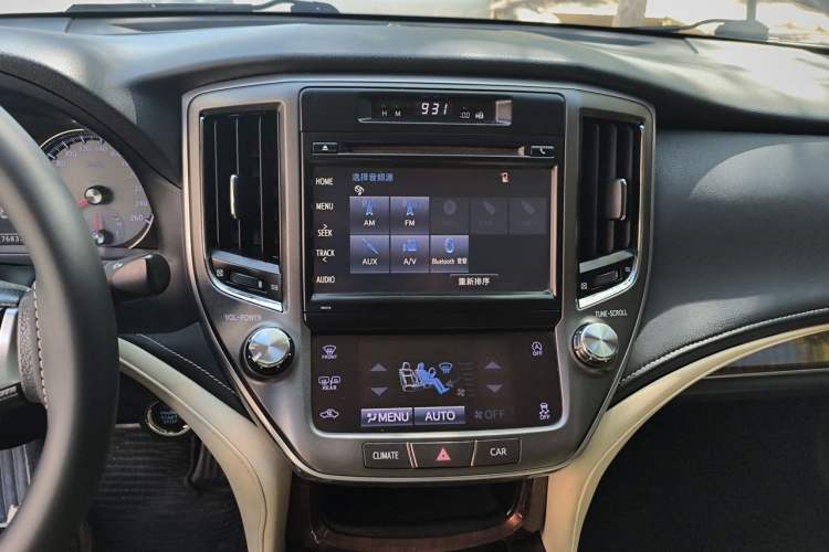 Used Toyota Crown 2015 2.0T Pioneer Edition Audio And AC Panel
