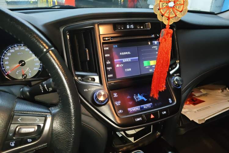 Used Toyota Crown 2015 2.0T Fashion Edition Audio And AC Panel