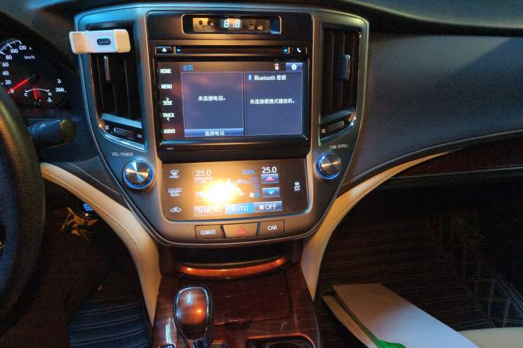 Used Toyota Crown 2015 2.5L Smart Edition Audio And AC Panel