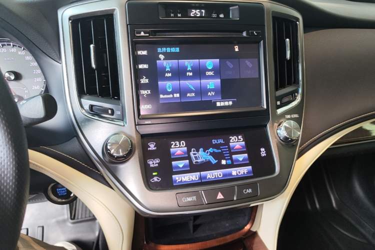Used Toyota Crown 2015 2.5L Smart Edition Audio And AC Panel