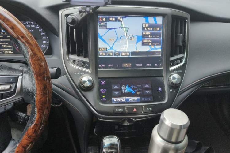 Used Toyota Crown 2015 2.5L Elite Edition Audio And AC Panel