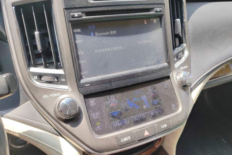 Used Toyota Crown 2015 2.0T Fashion Edition Audio And AC Panel