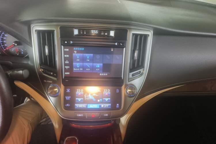 Used Toyota Crown 2015 2.0T Fashion Edition Audio And AC Panel