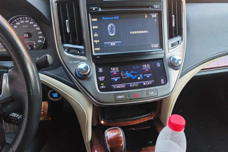 Used Toyota Crown 2015 2.0T Fashion Edition Audio And AC Panel