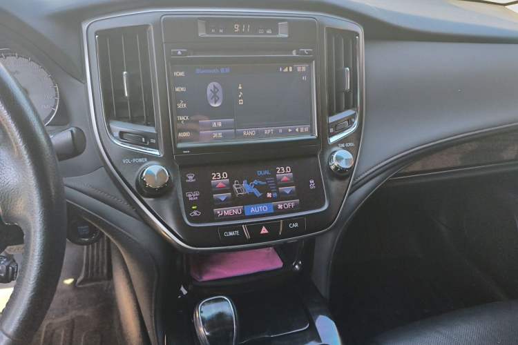 Used Toyota Crown 2015 2.5L Smart Edition Audio And AC Panel