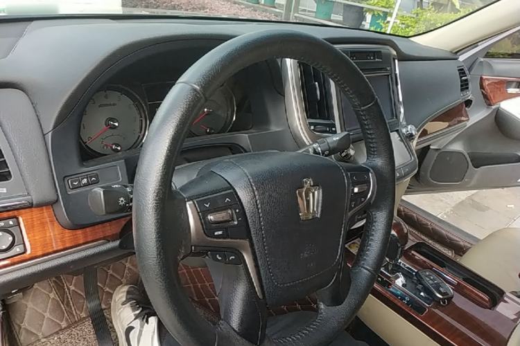 Used Toyota Crown 2015 2.0T Fashion Edition Center Console