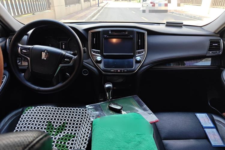 Used Toyota Crown 2015 2.5L Smart Edition Center Console