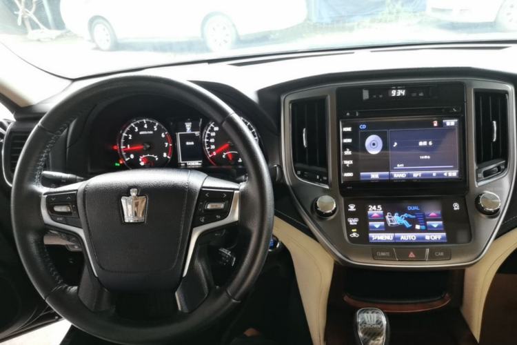 Used Toyota Crown 2015 2.0T Fashion Edition Center Console