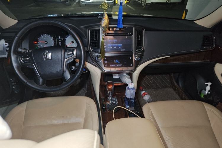Used Toyota Crown 2015 2.0T Fashion Edition Center Console