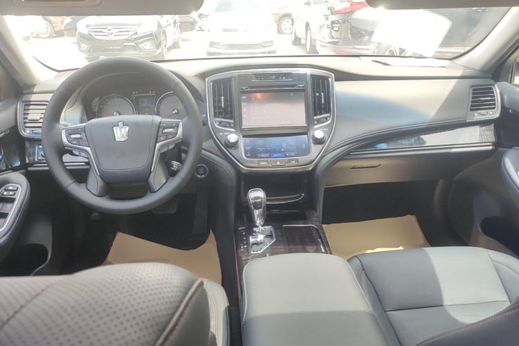Used Toyota Crown 2015 2.5L Smart Edition Center Console