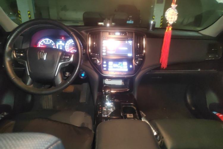Used Toyota Crown 2015 2.5L Smart Edition Center Console