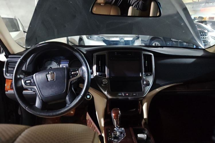 Used Toyota Crown 2015 2.0T Fashion Edition Center Console