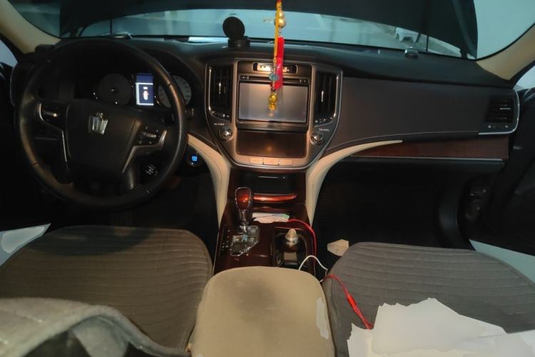 Used Toyota Crown 2015 2.0T Fashion Edition Center Console
