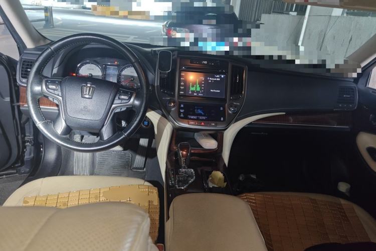 Used Toyota Crown 2015 2.0T Fashion Edition Center Console