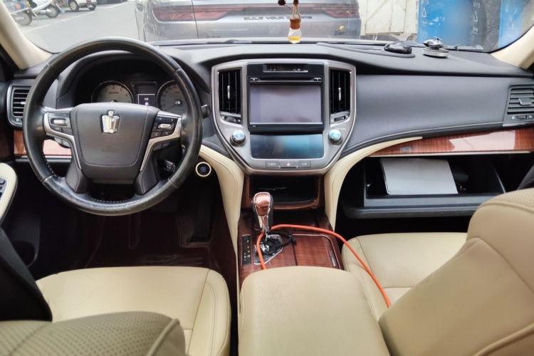 Used Toyota Crown 2015 2.0T Fashion Edition Center Console