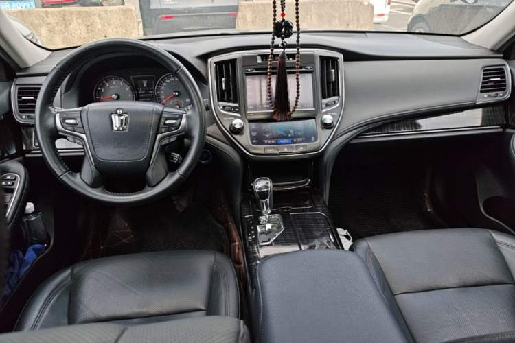 Used Toyota Crown 2015 2.0T Fashion Edition Center Console