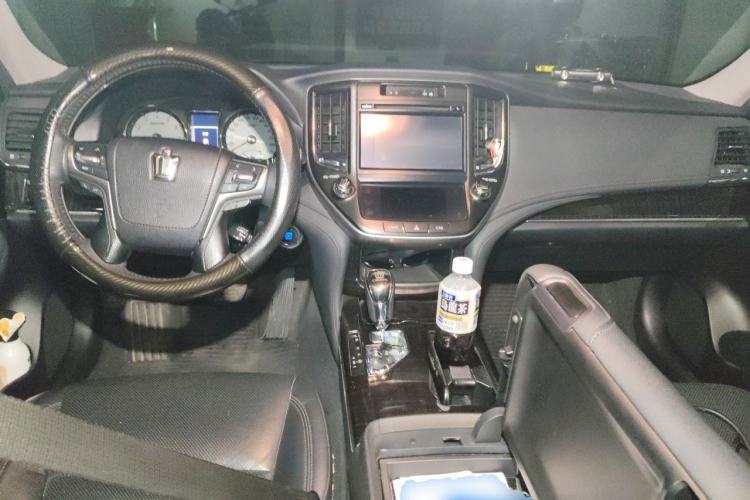 Used Toyota Crown 2015 2.0T Fashion Edition Center Console
